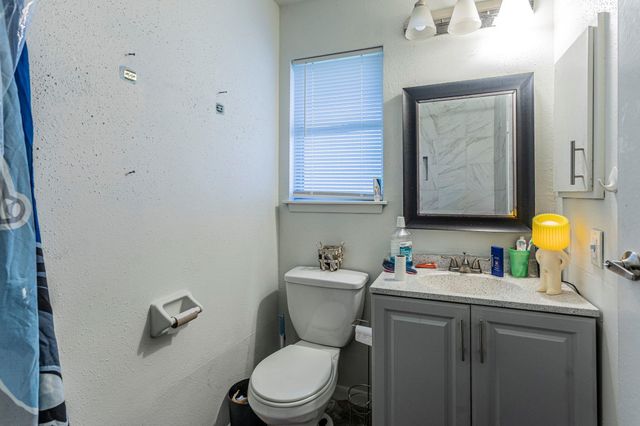 4027 Briarglen Drive, Dickinson, TX 77539
