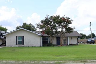 300 Estate Dr, Houma, LA 70364