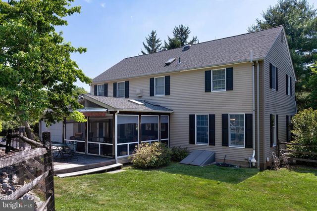 605 SCOTCH RD, Pennington, NJ 08534