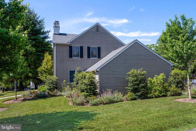 605 SCOTCH RD, Pennington, NJ 08534