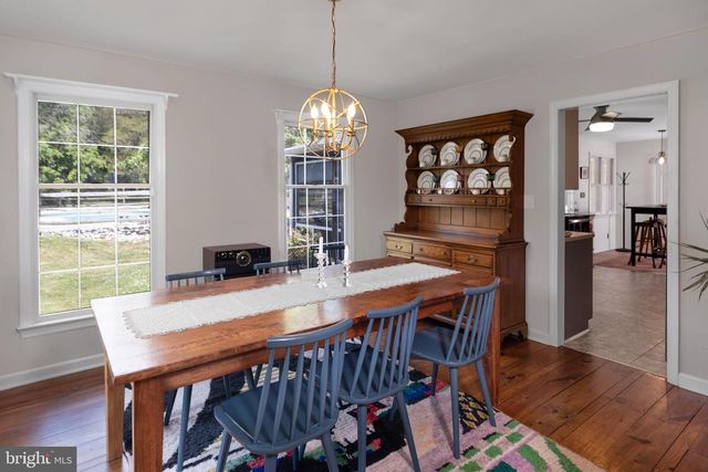 605 SCOTCH RD, Pennington, NJ 08534