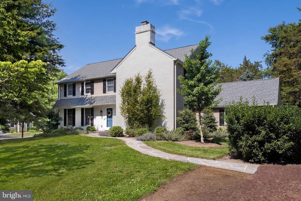 605 SCOTCH RD, Pennington, NJ 08534