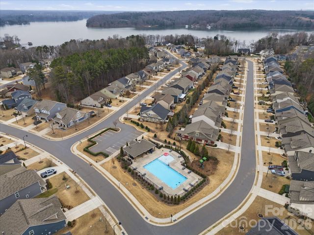 481 Sandbar Point, Clover, SC 29710