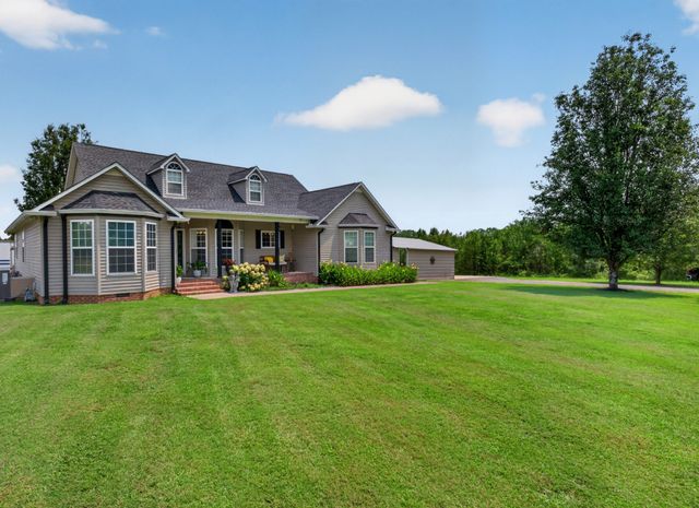 2429 Bright Hill Rd, Smithville, TN 37166