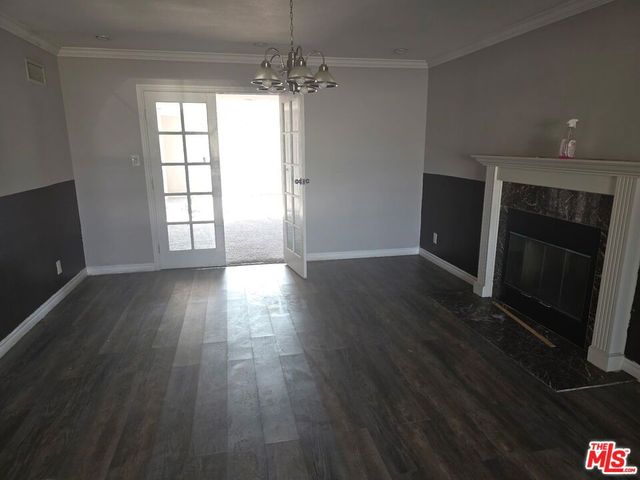 24823 Island Avenue, Carson, CA 90745