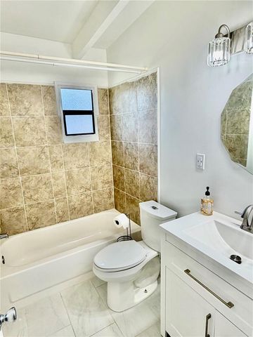 1312 WINDSOR WAY, Tampa, FL 33619