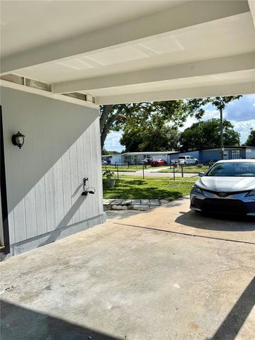 1312 WINDSOR WAY, Tampa, FL 33619