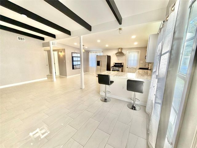 1312 WINDSOR WAY, Tampa, FL 33619