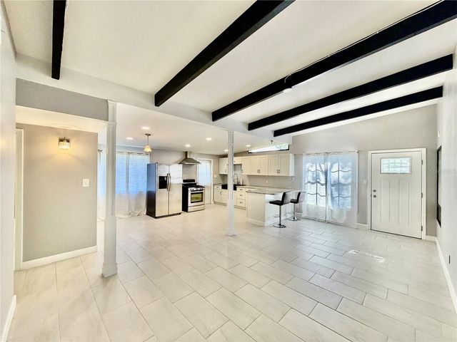 1312 WINDSOR WAY, Tampa, FL 33619
