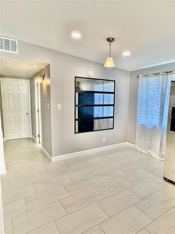 1312 WINDSOR WAY, Tampa, FL 33619