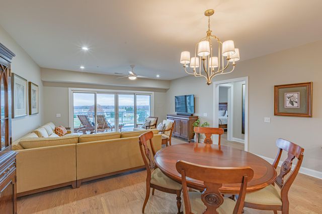 5211 Highpointe Lakes Drive, 103, Westerville, OH 43081