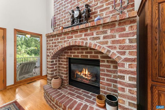 690 PAGE ST, Scottsville, VA 24590