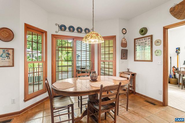 690 PAGE ST, Scottsville, VA 24590