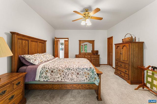 690 PAGE ST, Scottsville, VA 24590