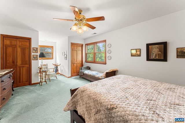 690 PAGE ST, Scottsville, VA 24590