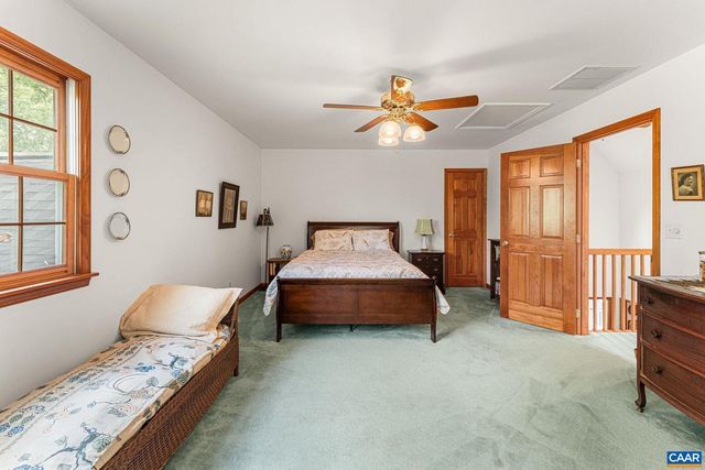 690 PAGE ST, Scottsville, VA 24590