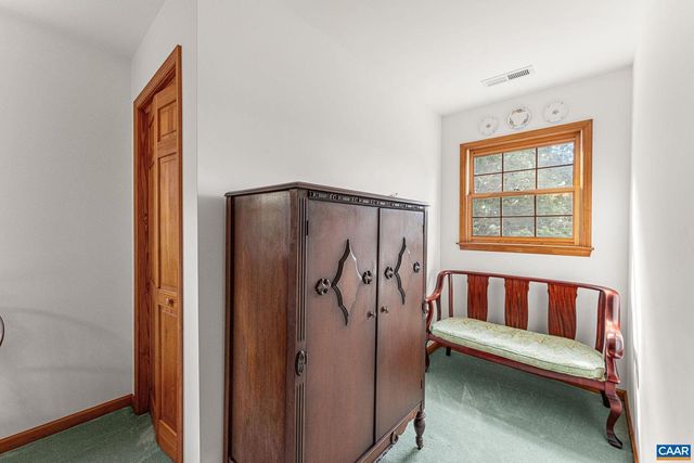 690 PAGE ST, Scottsville, VA 24590