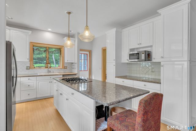 32 Staba Drive, Haddam, CT 06441