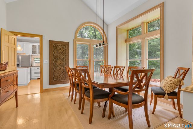 32 Staba Drive, Haddam, CT 06441