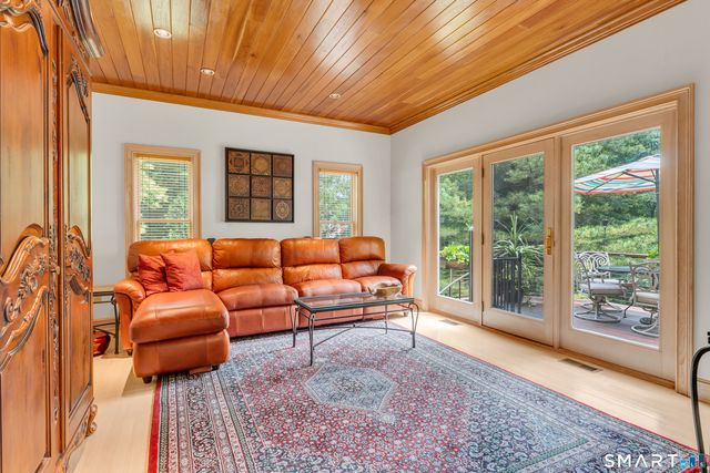 32 Staba Drive, Haddam, CT 06441