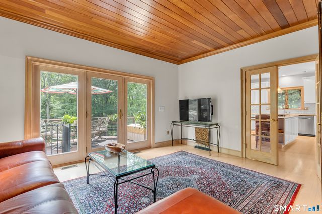 32 Staba Drive, Haddam, CT 06441