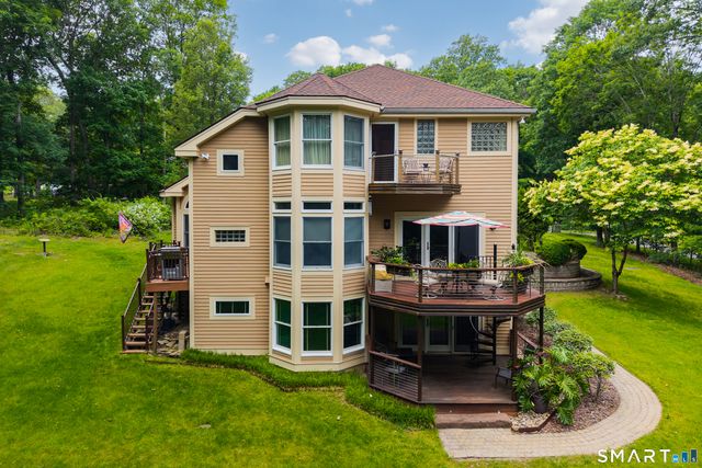 32 Staba Drive, Haddam, CT 06441