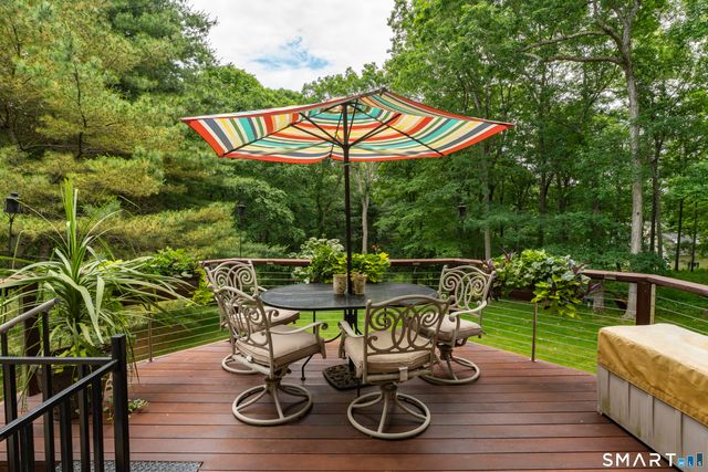 32 Staba Drive, Haddam, CT 06441