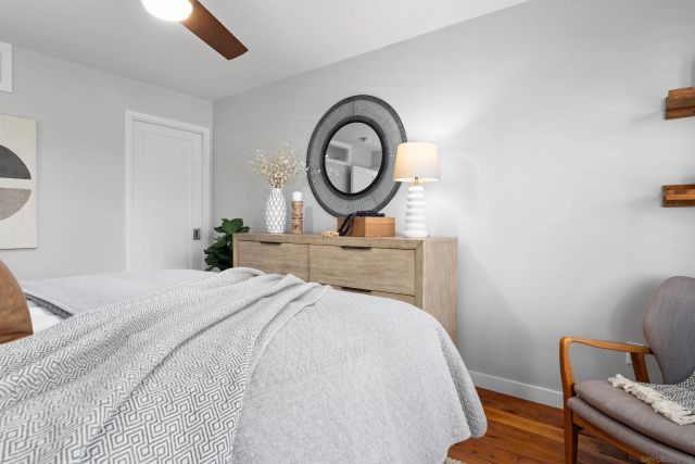 215 2nd St 101, Encinitas, CA 92024