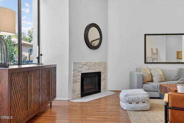 657 S Marengo Avenue 4, Pasadena, CA 91106