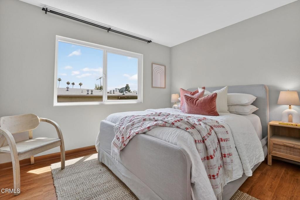 Image 31 of property listing at 657 S Marengo Avenue 4, Pasadena, CA 91106