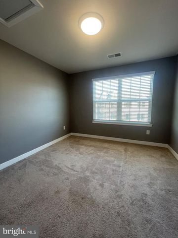 5 CARDINAL CT, Sewell, NJ 08080