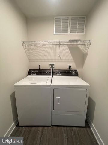 5 CARDINAL CT, Sewell, NJ 08080