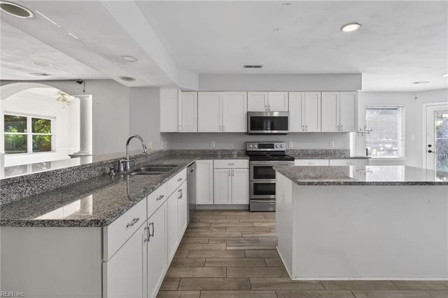 3800 Whitley Abbey CT, Virginia Beach, VA 23456