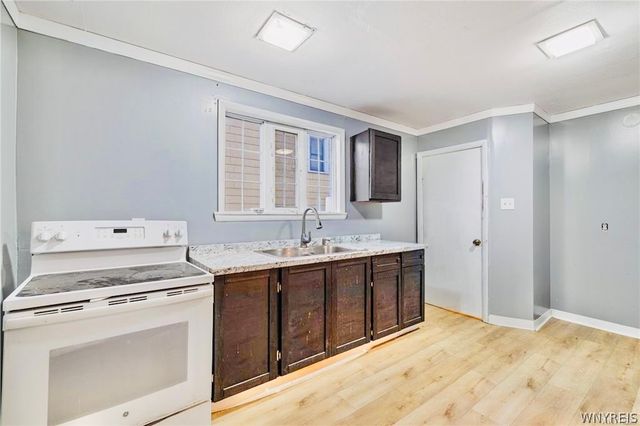 26 Date Avenue, Lackawanna, NY 14218