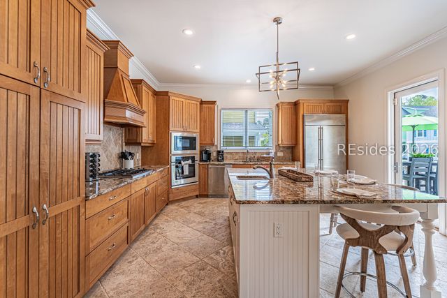 90 Sandcastle Ct, Hilton Head Island, SC 29928