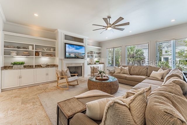 90 Sandcastle Ct, Hilton Head Island, SC 29928