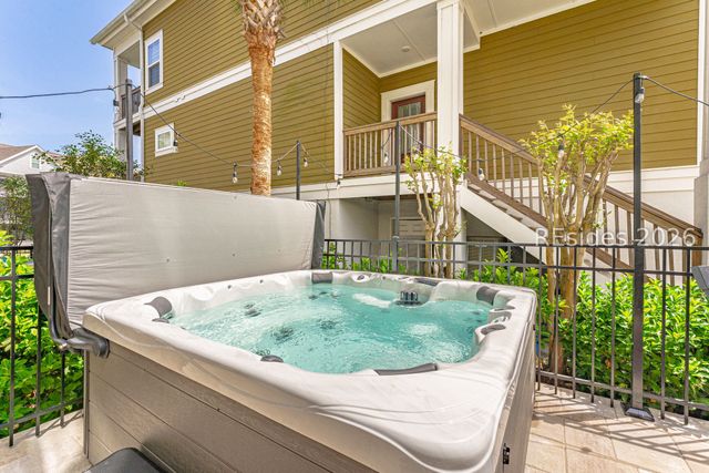 90 Sandcastle Ct, Hilton Head Island, SC 29928