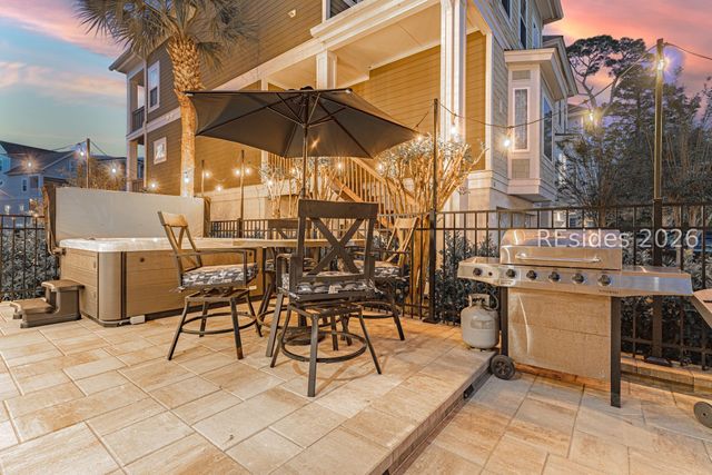 90 Sandcastle Ct, Hilton Head Island, SC 29928