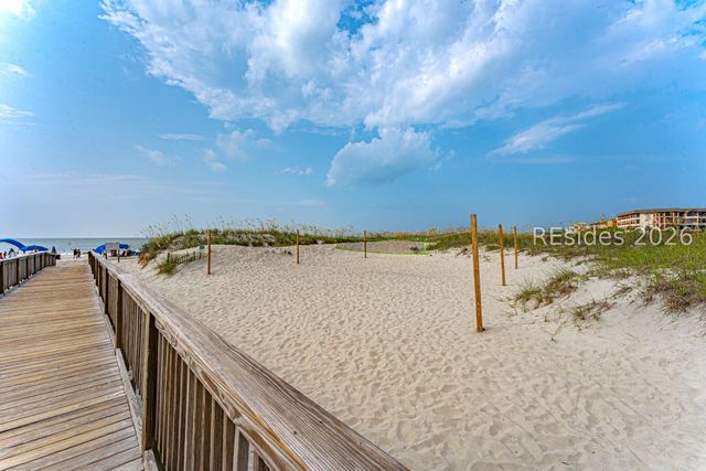 90 Sandcastle Ct, Hilton Head Island, SC 29928