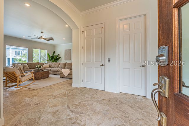 90 Sandcastle Ct, Hilton Head Island, SC 29928