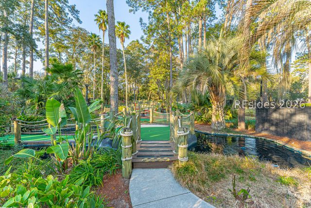 90 Sandcastle Ct, Hilton Head Island, SC 29928