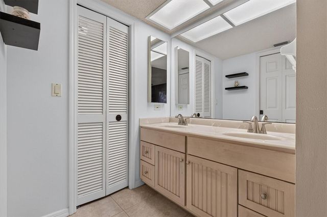 3167 LANDMARK DRIVE 821, Clearwater, FL 33761