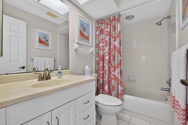 3167 LANDMARK DRIVE 821, Clearwater, FL 33761
