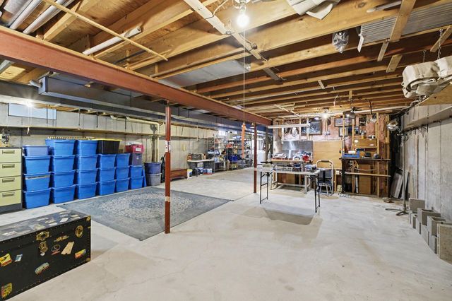 3893 Granada Court Nw, City Of Walker, MI 49534
