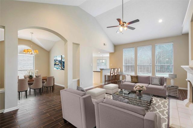 6615 Kenton Crossing Circle, Richmond, TX 77407