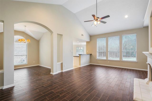 6615 Kenton Crossing Circle, Richmond, TX 77407