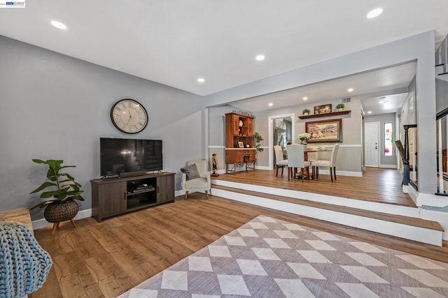 3277 Monika Ln, Fairview, CA 94541