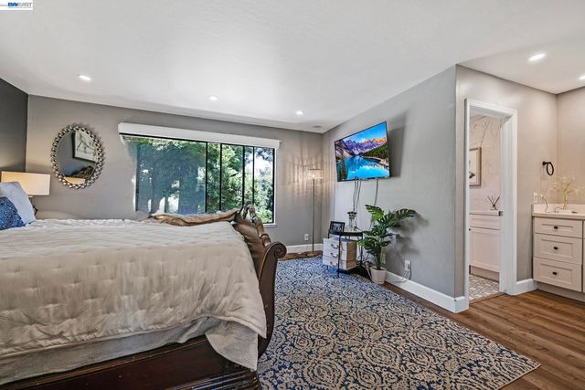 3277 Monika Ln, Fairview, CA 94541