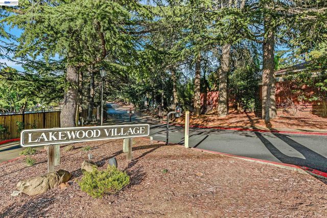 3277 Monika Ln, Fairview, CA 94541