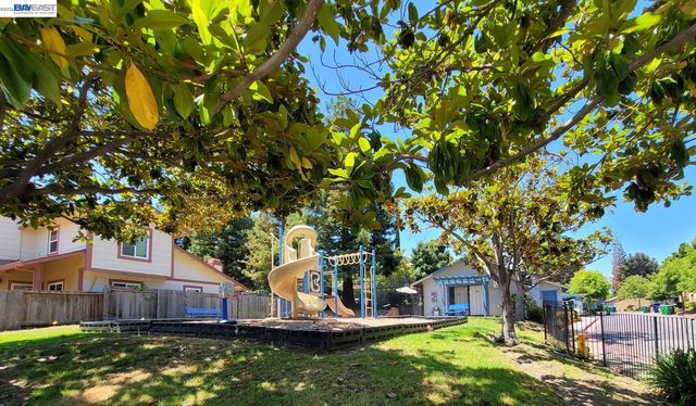 3277 Monika Ln, Fairview, CA 94541